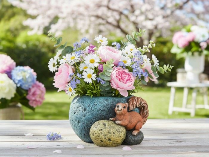 VASO PEDRA COM ESQUILO 19.2X18.5X10.3 CM