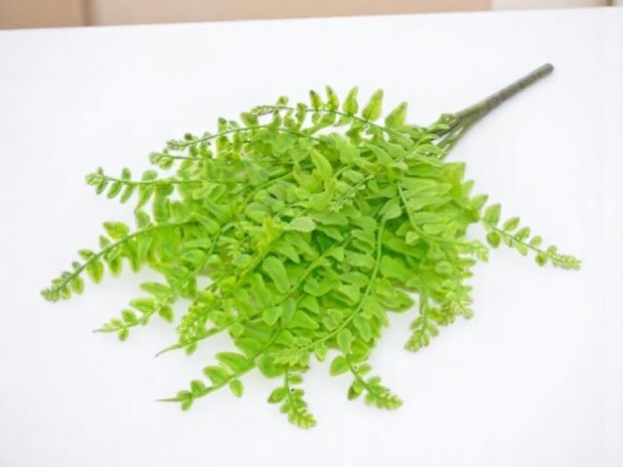 FLOR ARTIFICIAL FOLHAGEM VERDE PALIDO 40CM