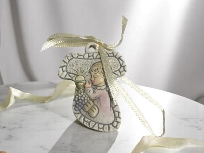 CRUZ C/ MENINA 5X3CM