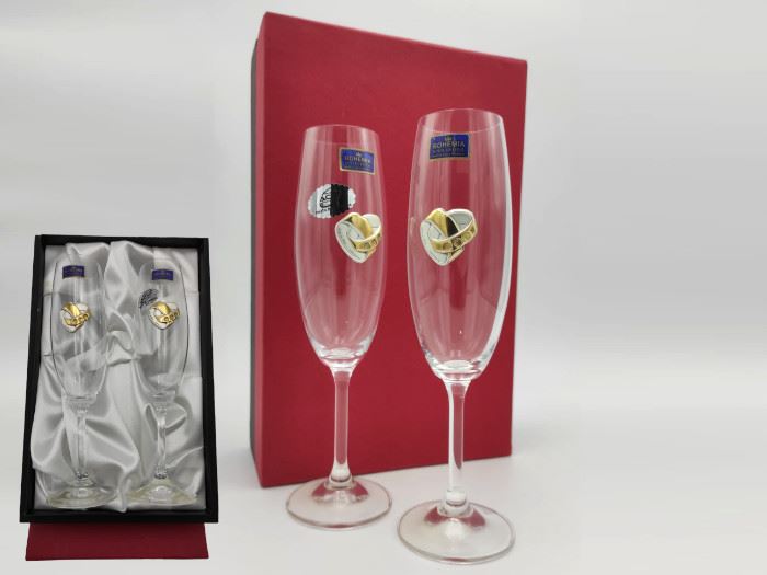 ESTOJO C/ 2 FLUTES  C/ APL. OURO