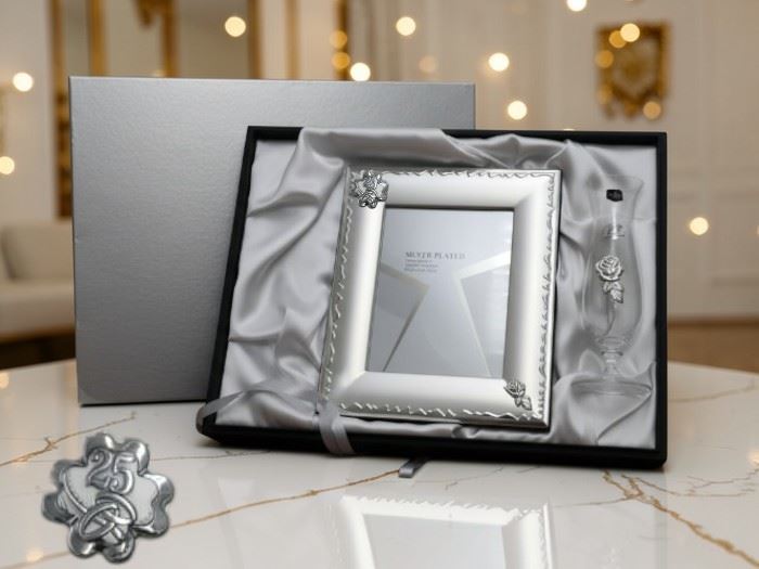 CONJ. MOLD 84ASS056 +JARRA PRATA 25 ANOS