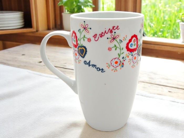 CANECA  CONICA  ALTA NAMORADOS  12,5X8CM