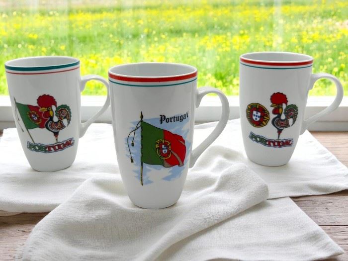 CANECA  CONICA  ALTA PORTUGAL SORT.  12,5X8CM